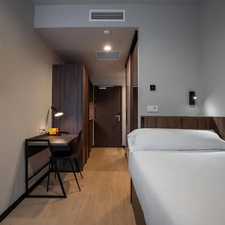 Lemonade 3* 圣地亚哥－德孔波斯特拉