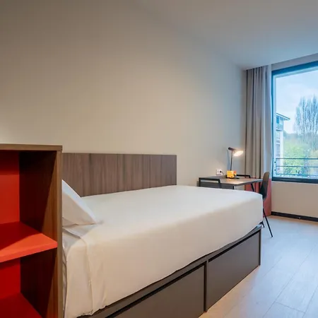 酒店 Lemonade 圣地亚哥－德孔波斯特拉