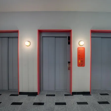 Lemonade Otel