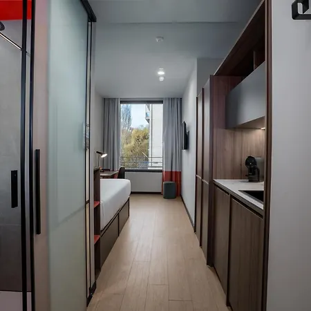 Lemonade 酒店 圣地亚哥－德孔波斯特拉