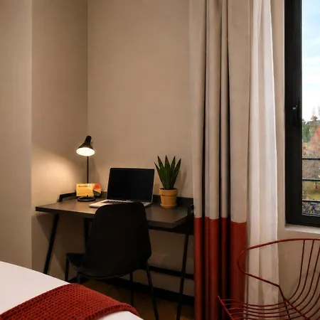 Lemonade 3* Santiago de Compostela