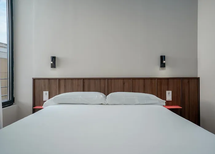 Lemonade ホテル サンティアゴ・デ・コンポステーラ