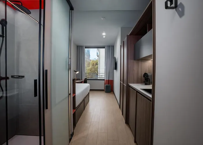 Lemonade ホテル サンティアゴ・デ・コンポステーラ